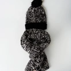 Molly Bracken Echarpes Gants Enfant Couleur Noir